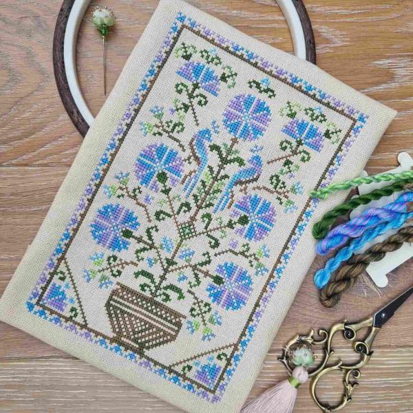 Tela Artis - Tree of Life - Cornflowers Counted Cross Stitch Kit - Image 4
