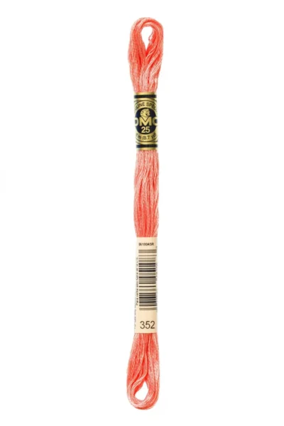 352