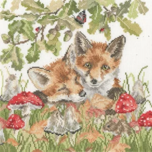Bothy Threads – Under the Oak Tree by Wrendale Designs Cross Stitch Kit – Pre-Order